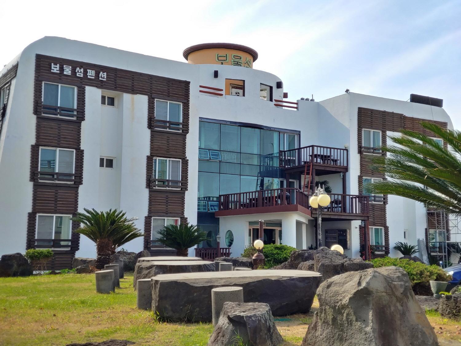 Bomulsum Guest House Seogwipo Exterior photo